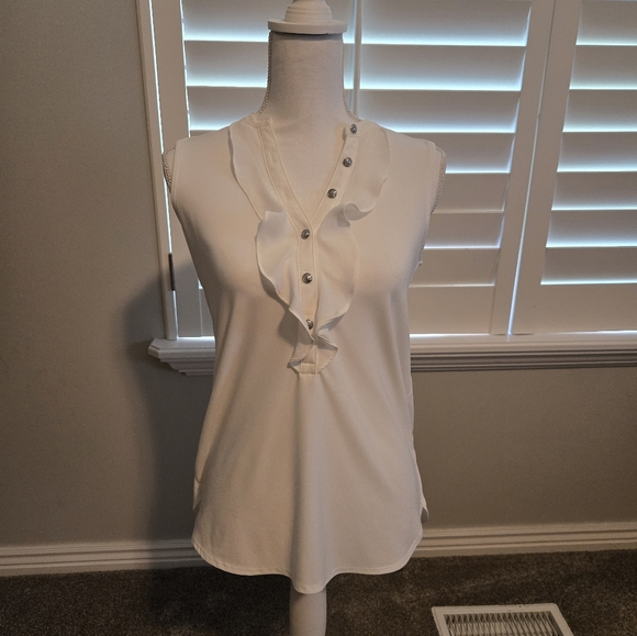 46. White House Black Market Ruffle Button-Up Blouse | White | Size XS - Picture 2 of 5